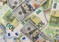 100 and 20 euro banknotes
